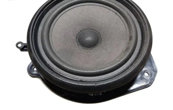 Audi A4 S4 B7 8E 8H Front door speaker 8E0035411 4910410300