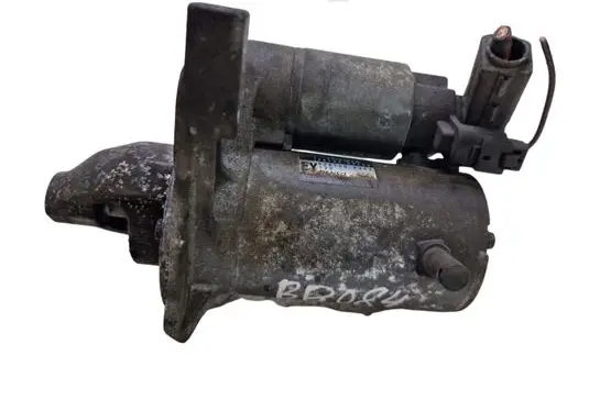 Toyota Yaris Starter motor 281000Y100