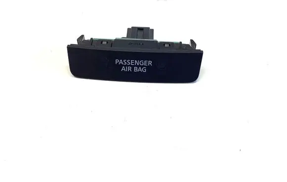 Nissan Navara D23 Passenger airbag on/off switch 3014837