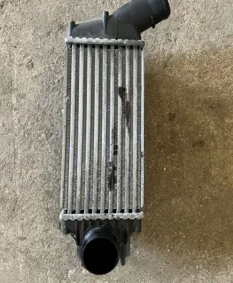 Peugeot 307 CC Intercooler radiator 9646694680