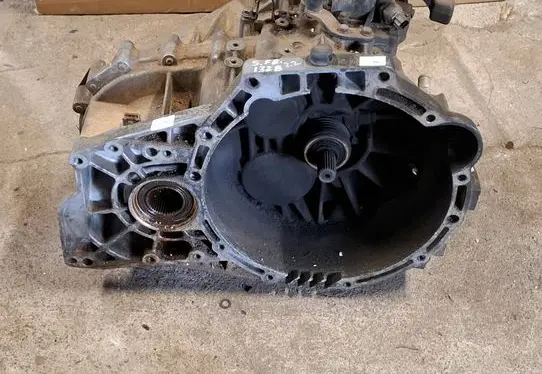 Hyundai Santa Fe Manual 5 speed gearbox 4300038070