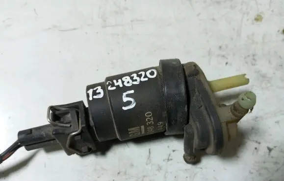 Opel Zafira B Windscreen/windshield washer pump 13248320