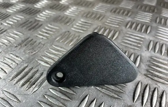 Volvo V60 Radiator mount bracket 30723367