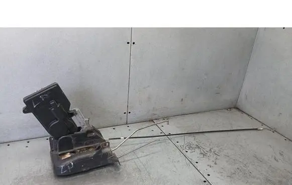 Mazda 626 Front door lock 