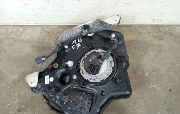 Audi A6 S6 C7 4G AdBlue liquid reservoir 4G0131877H