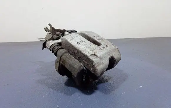 BMW X4 F26 Rear brake caliper 53019C