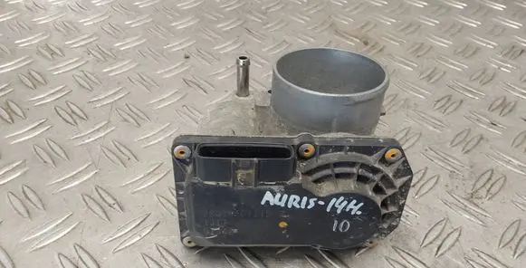 Toyota Auris E180 Throttle valve 220300T110
