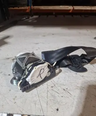 Volkswagen PASSAT B7 Front seatbelt 34153867A