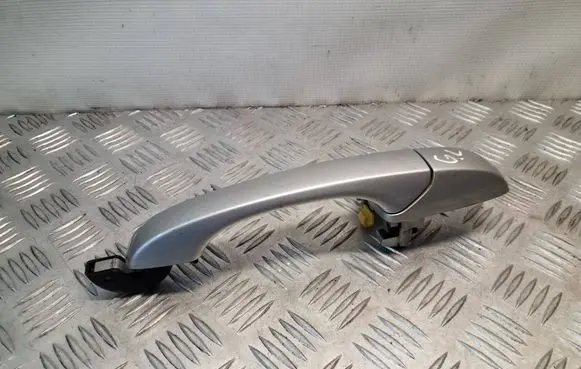Jeep Patriot Rear door exterior handle 
