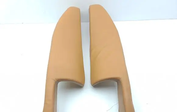 Maserati Quattroporte Rear seat side top trim 