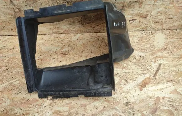 Audi Q7 4L Intercooler air channel guide 7R6117335