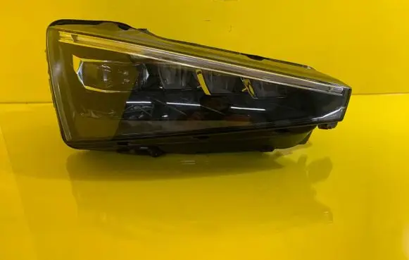 Skoda Scala Headlight/headlamp 657941016A