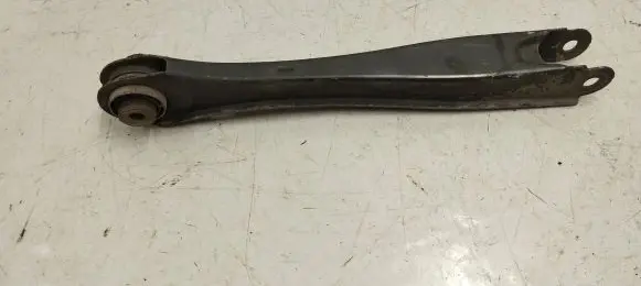 Rear control arm