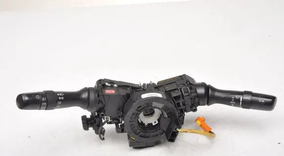 Toyota Avensis T270 A set of switches 05180-17F423