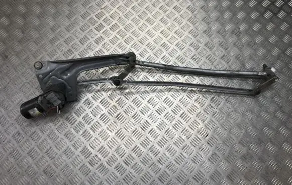 Renault Megane I Front wiper linkage and motor