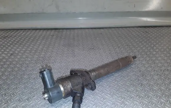 Volvo XC90 Fuel injector 0445110078