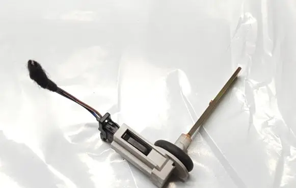 Volkswagen Golf V Sensor 4B0820539