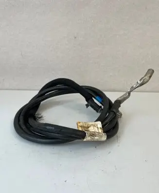 Mercedes-Benz Vito Viano W639 Positive cable (battery) A6395400730