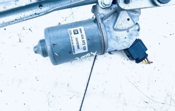 Opel Zafira B Wiper motor 40497712v 3020c