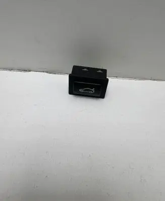 BMW 5 E60 E61 Tailgate opening switch 6921846