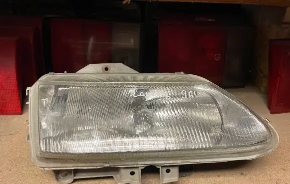 Renault Laguna I Headlight/headlamp 0492705