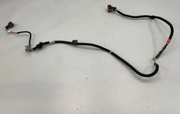 Positive cable (battery)