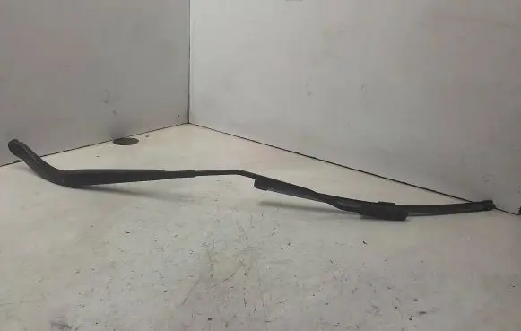 Renault Megane II Windshield/front glass wiper blade 8200417219