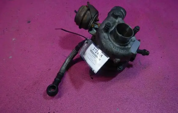 Ford Galaxy Turbo 028145702P