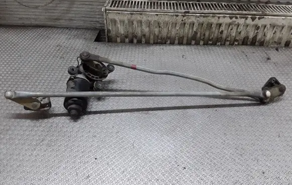 Mitsubishi Pajero Front wiper linkage and motor MB623287