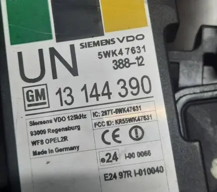 Opel Meriva A Engine ECU kit and lock set 13144390 13247085 12249823