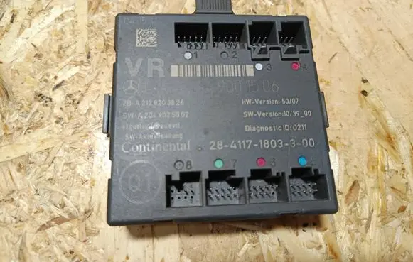 Mercedes-Benz C W204 Door control unit/module A2049001506 A2128203826