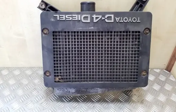 Toyota RAV 4 (XA20) Intercooler radiator 27040332