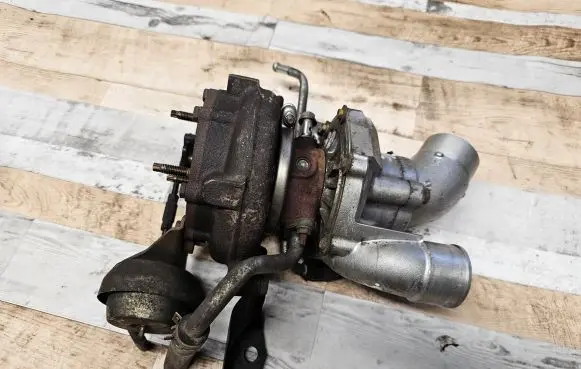 Lexus IS 220D-250-350 Turbo 1720126110 100721170N
