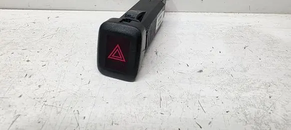 Volvo V60 Hazard light switch 9123681