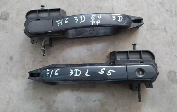 Ford Fiesta Front door exterior handle