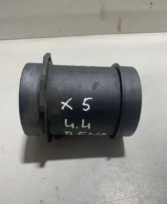 BMW X5 E53 Mass air flow meter 1433567 0280217814