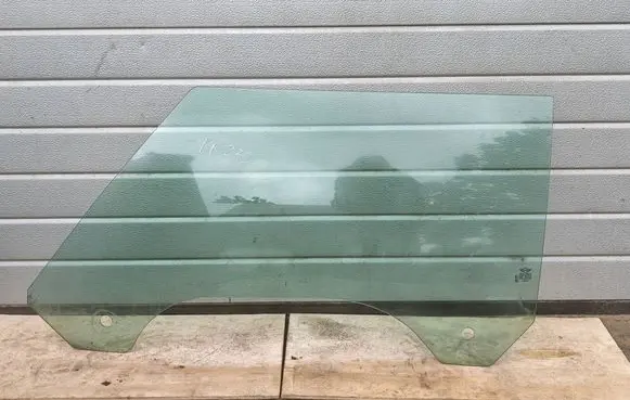 Mini One - Cooper R56 Front door window glass four-door 43R001025