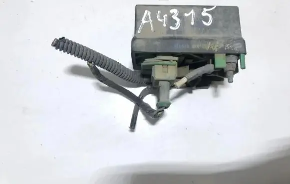 Citroen C3 Glow plug pre-heat relay 9639912586