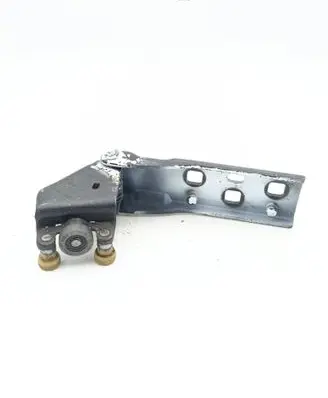 Opel Vivaro Sliding door upper roller guide/hinge 93451715 777647086R 93451745