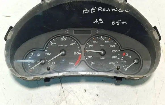 Citroen Berlingo Speedometer (instrument cluster) 9651740080 000500105