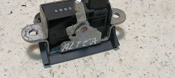 Seat Altea Loading door lock 5P0827505B