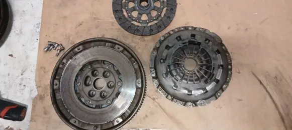 BMW Z4 E85 E86 Clutch set kit 415036510