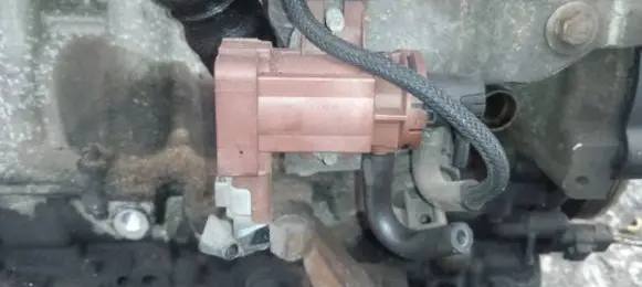 Ford Focus C-MAX Turbo solenoid valve 33572092