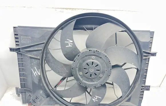 Mercedes-Benz CLK A209 C209 Electric radiator cooling fan A2035001693