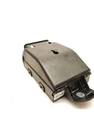 Volvo XC90 Fuse module 32209198