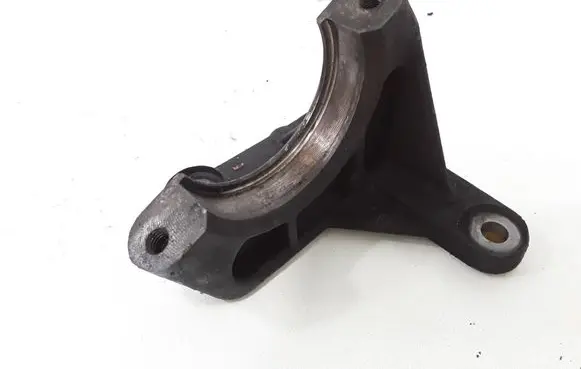 Volvo V70 Driveshaft support bearing bracket 30711363