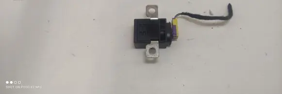 Audi A4 Allroad Battery relay fuse 4F0915519