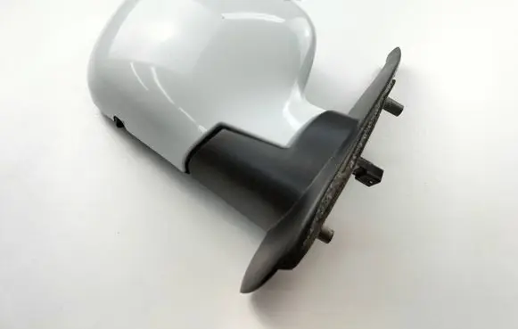 Front door electric wing mirror