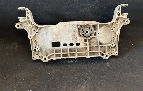 Volkswagen PASSAT B7 Front subframe 3c0199369