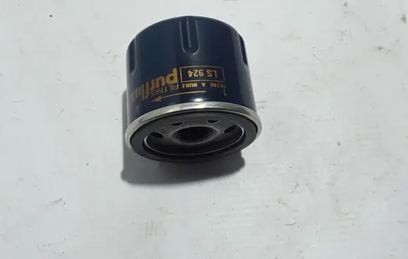 Renault Clio III Oil breather separator 7700082124